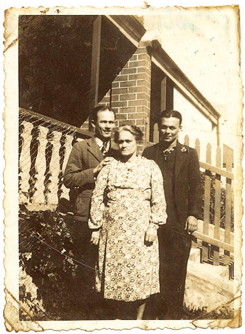 Leonard and Jack Alder with Mother Johanna