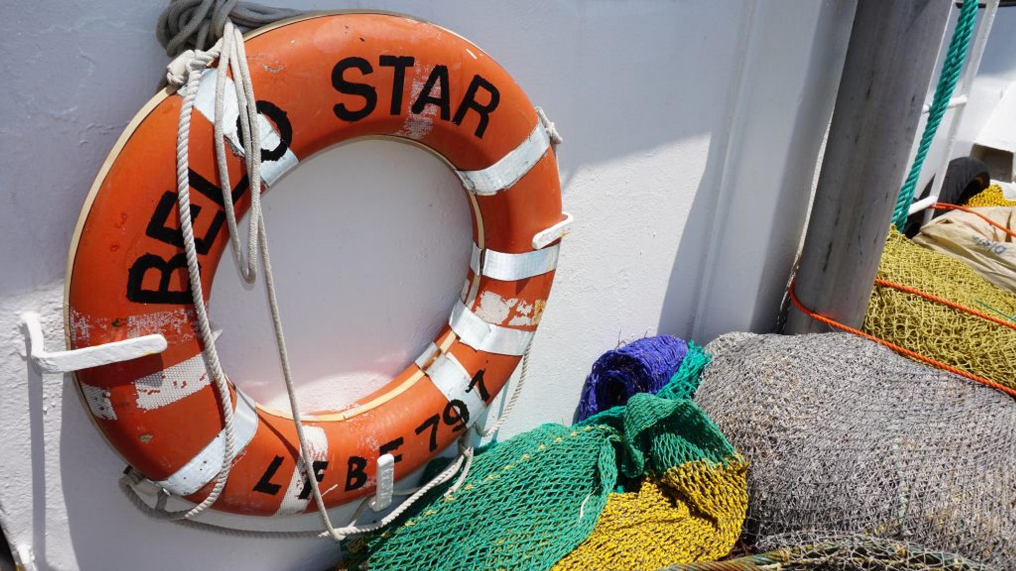 Lifesaving ring with Belo Star written on it