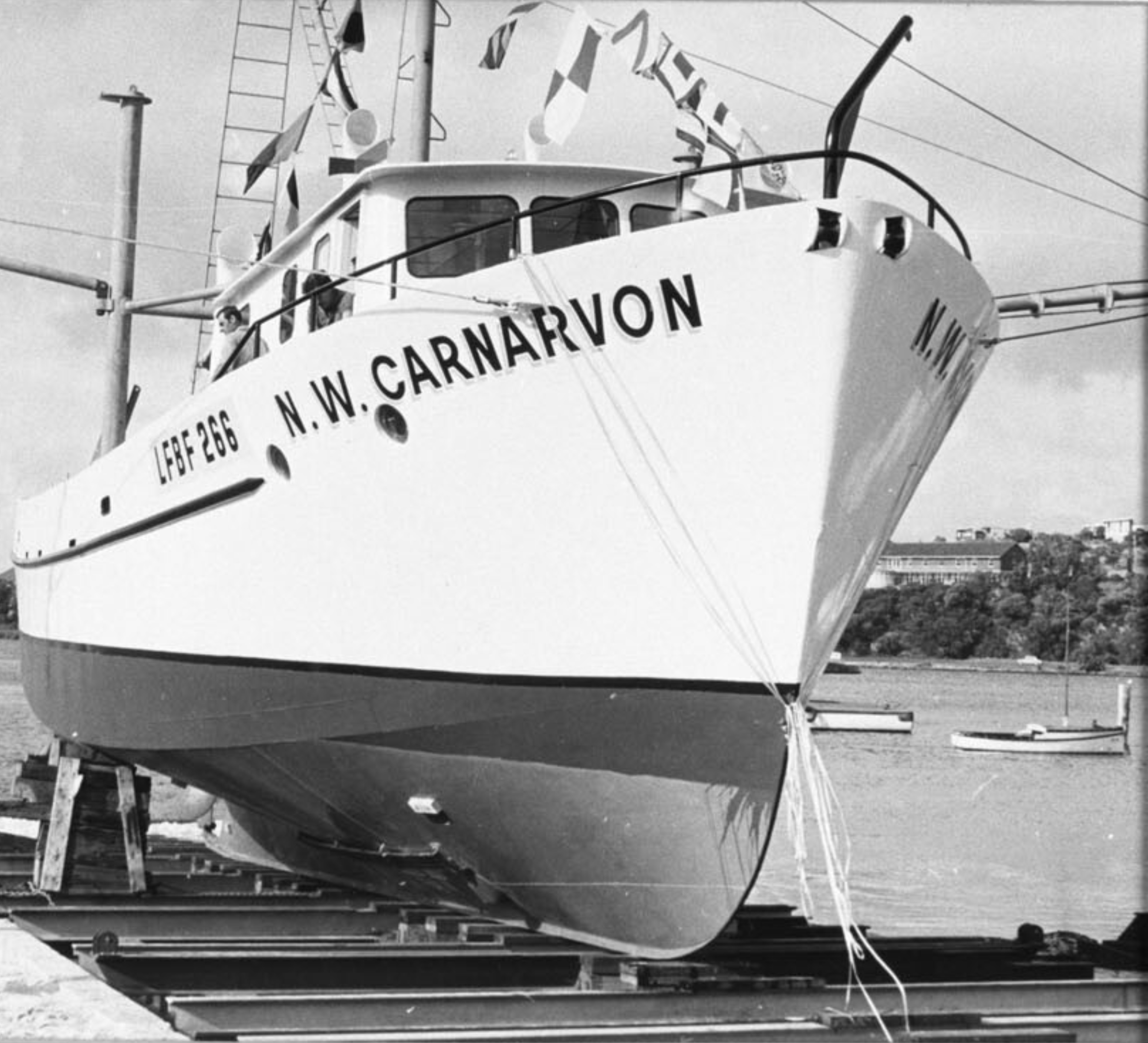 N W Carnarvon