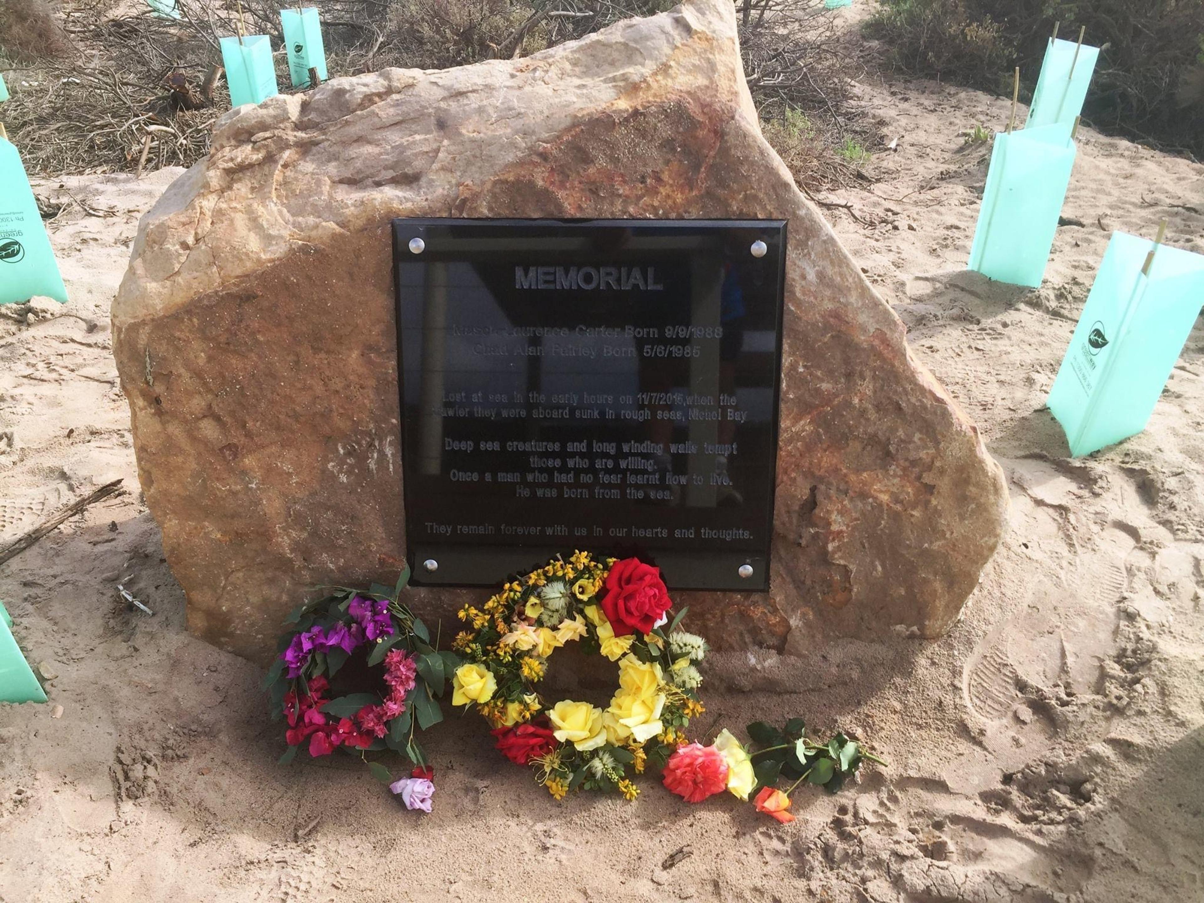 Memorial for the Returner, Jakes Point Road, Kalbarri