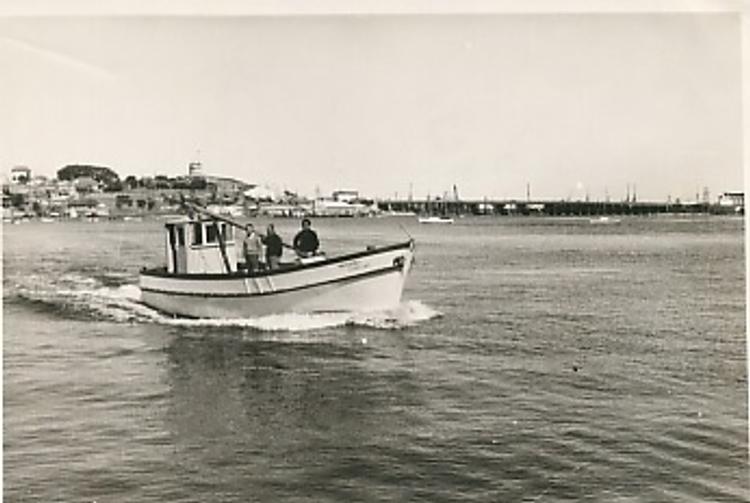 Black and White photo of Messina leaving port