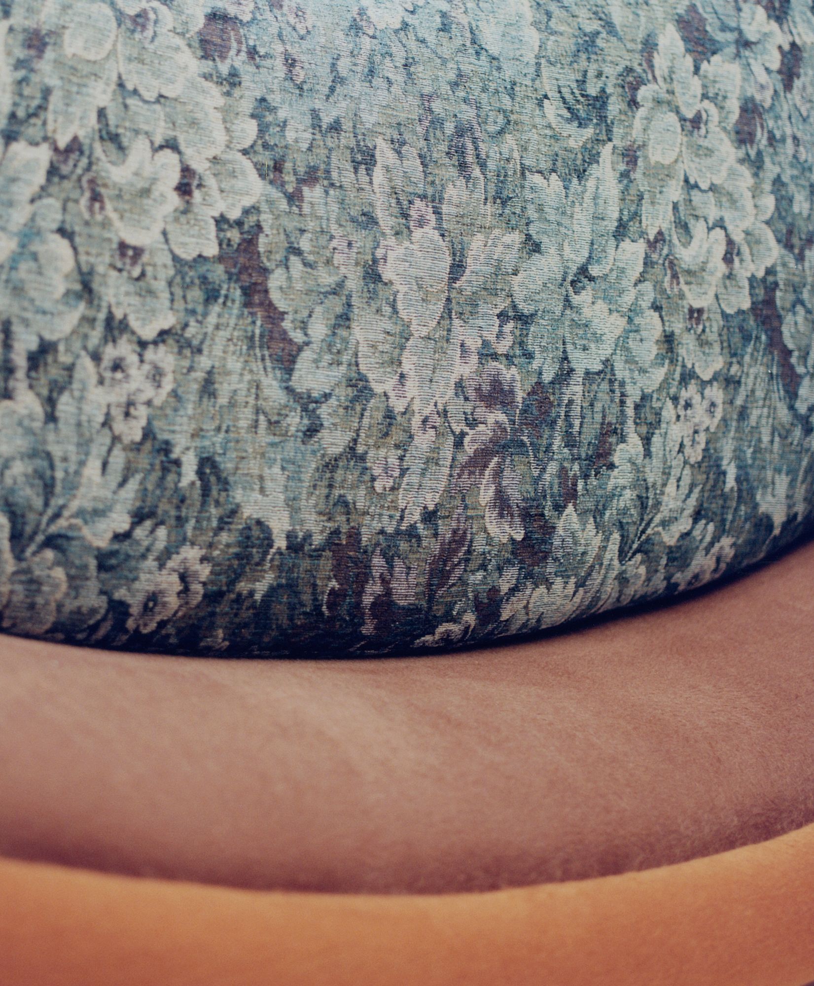 Beauty from the Remnants – The Wave Sofa