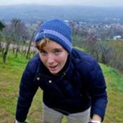 Photo of Julia Signell