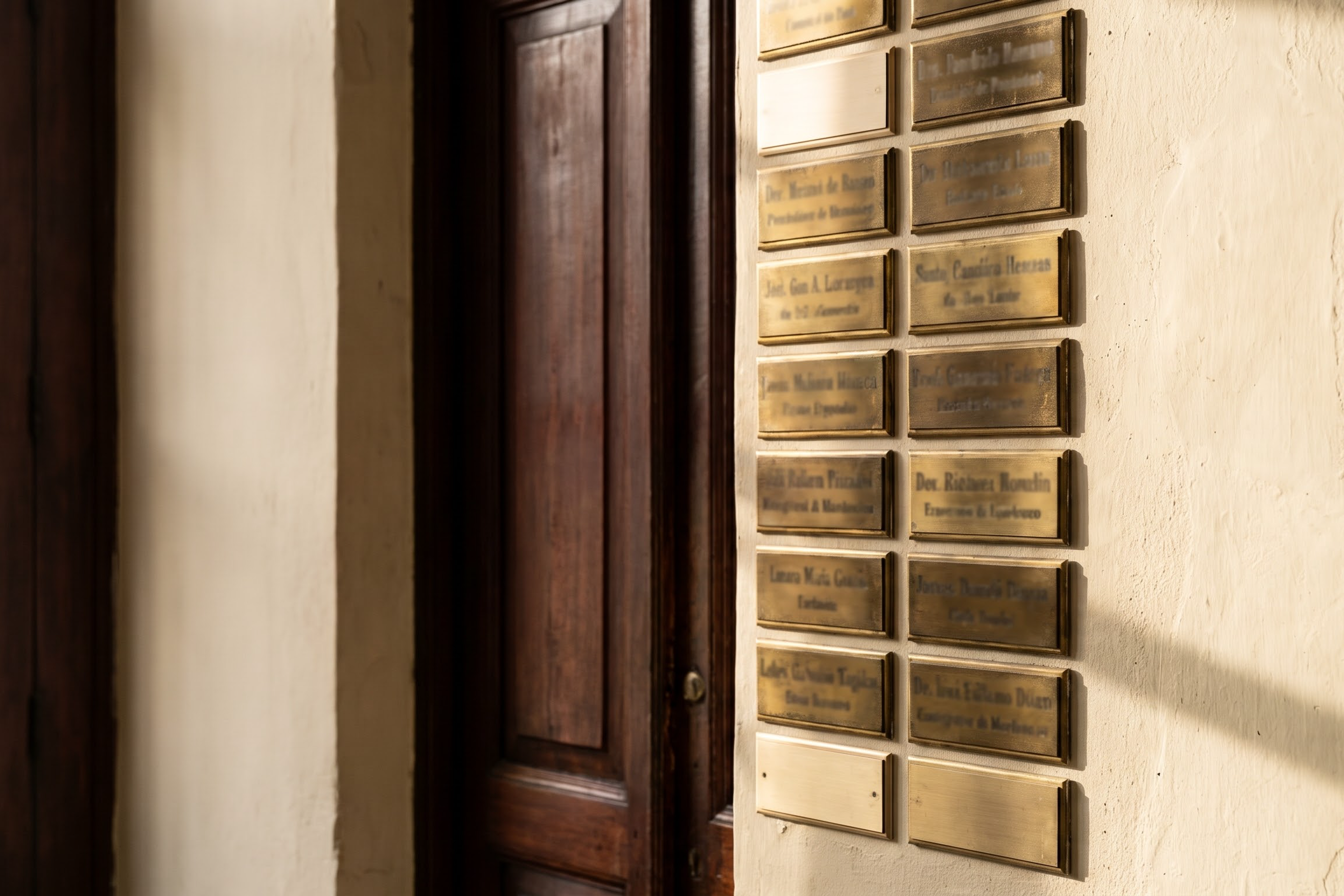 We Asked Four AIs to Recommend a Dominican Residency Lawyer. Two of the Firms Could Not Be Found.