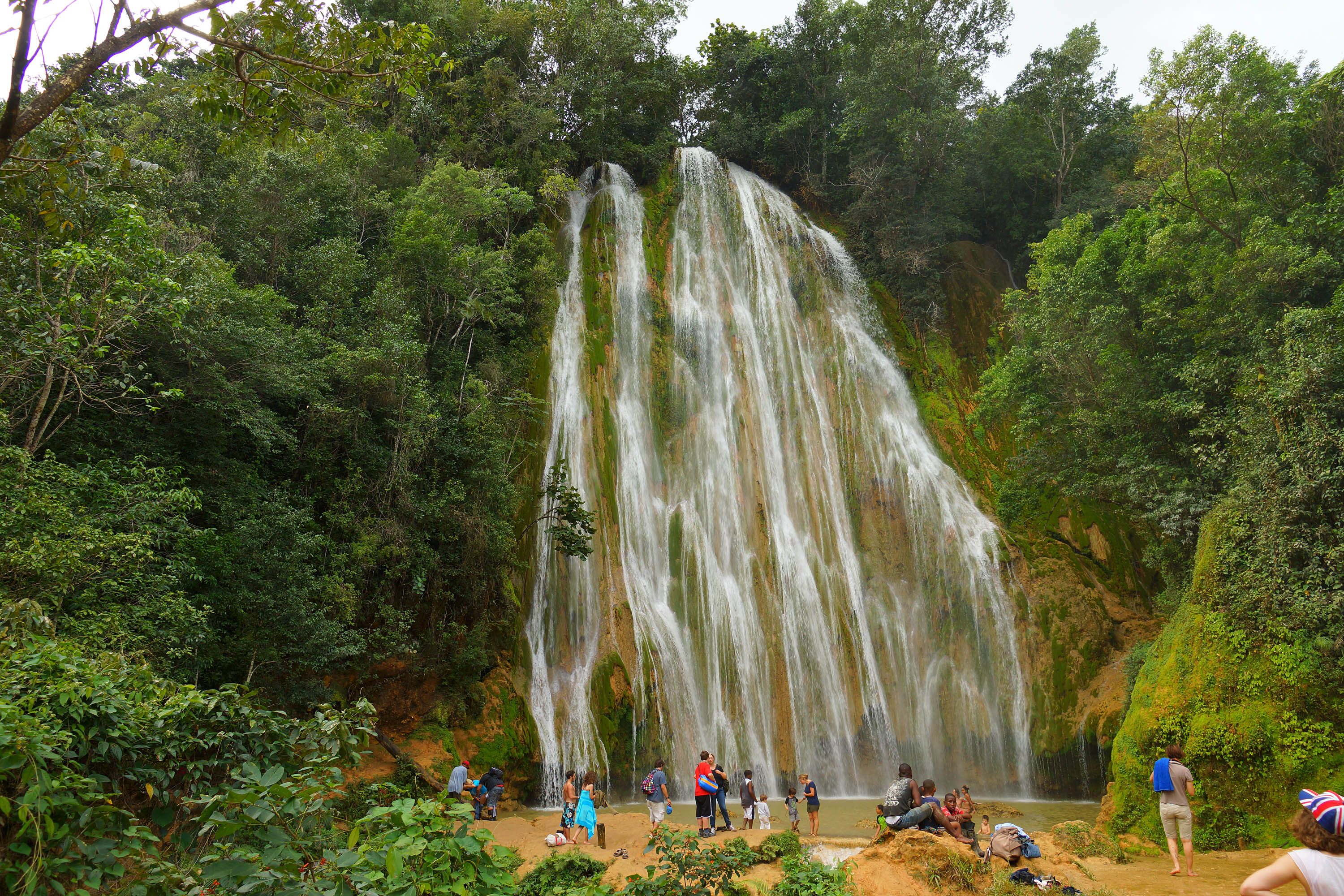 La Península de Samaná: Páginas Web para Eco-Turismo y Compradores Internacionales