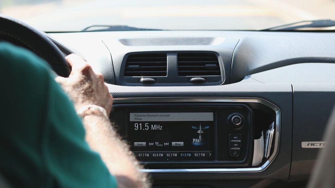 How to Put Lyrics on Apple CarPlay (Apple Music, Spotify, YouTube Music & More — 2026)