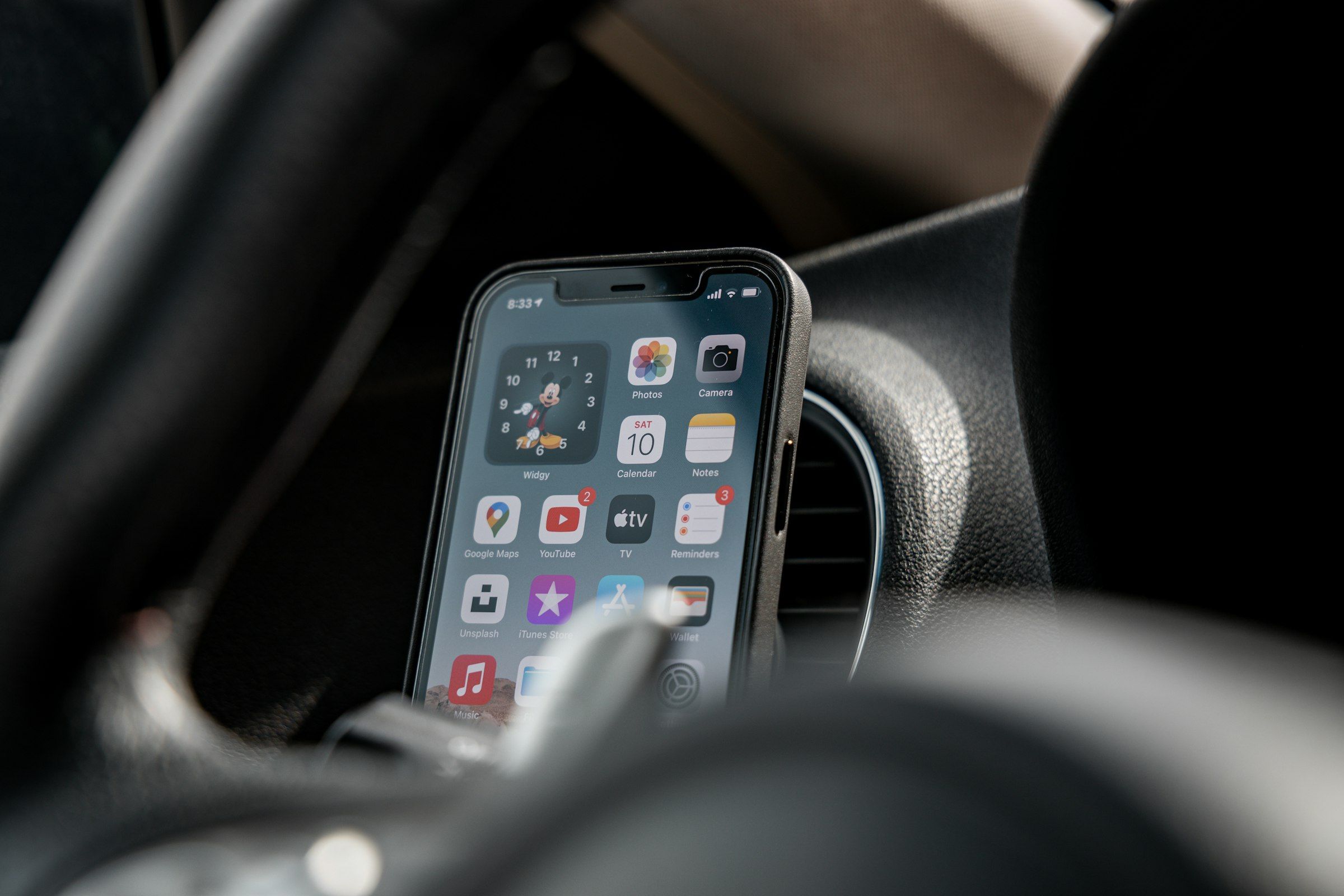 How to Add Apps to CarPlay: 4 Ways to Do It on iPhone