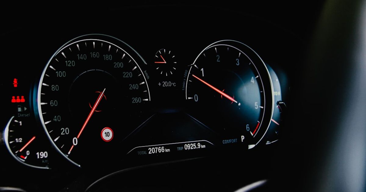 How to Get Apple CarPlay Ultra: Cars, Setup, and Requirements (2026) — macrshot photography gauge cluster