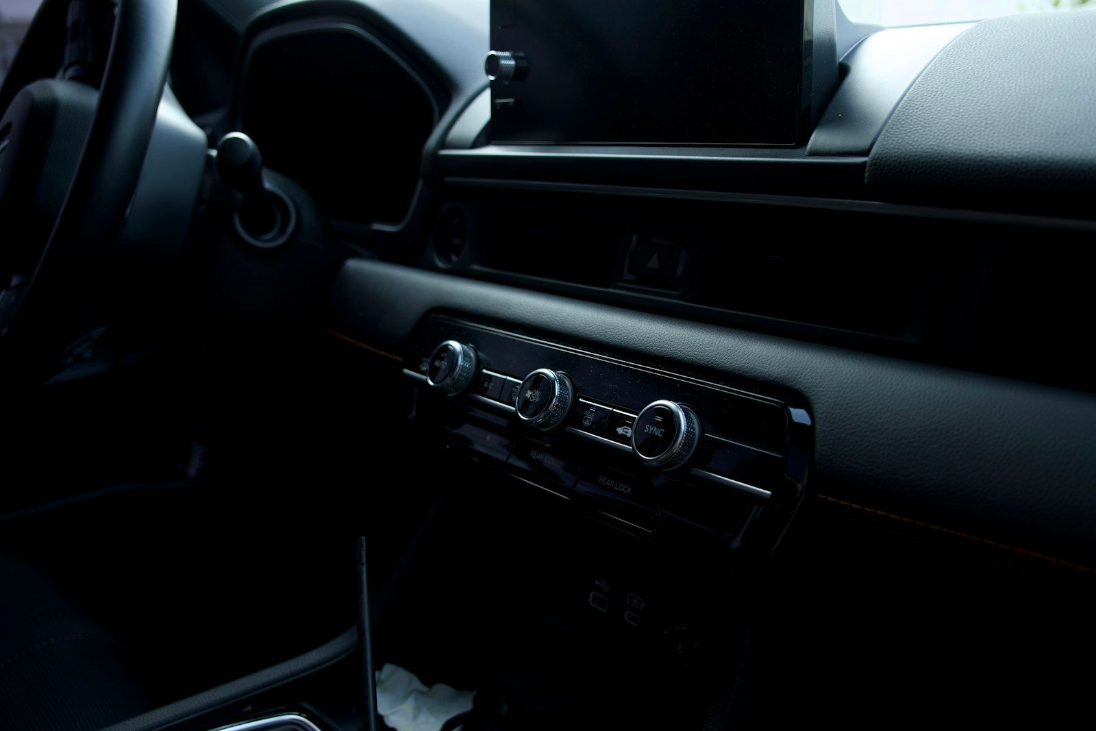 iOS 26.4 CarPlay Update: Ambient Music, AI Apps, and the Video Feature Still Coming