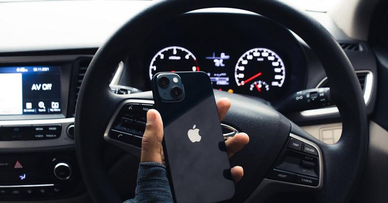 How to Enable CarPlay on iPhone (and Fix It When It Won't Turn On)