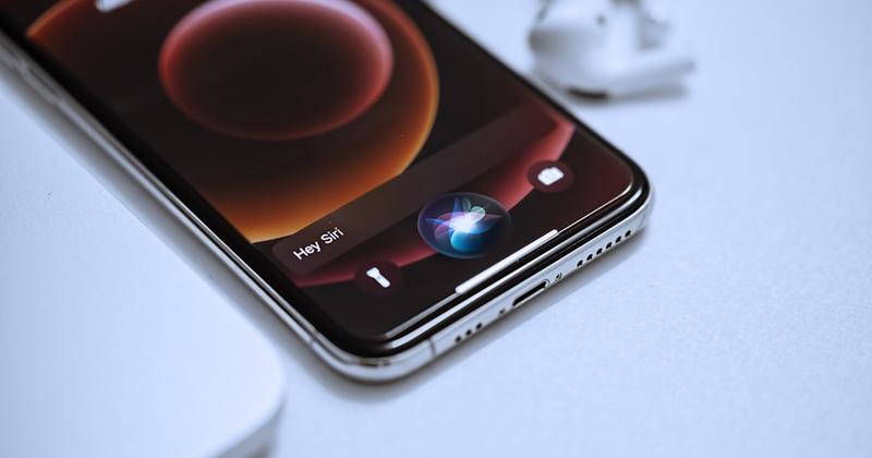 Siri Not Working on CarPlay? Fixes for When It Won't Respond