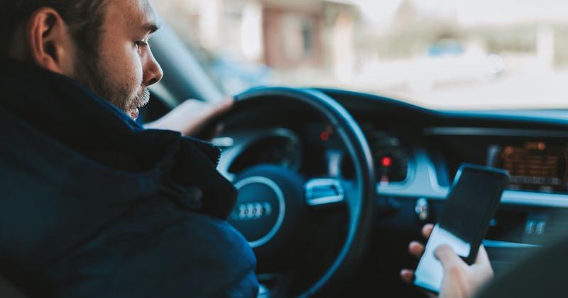 How to Disconnect CarPlay: 5 Methods That Actually Work (iOS 26)