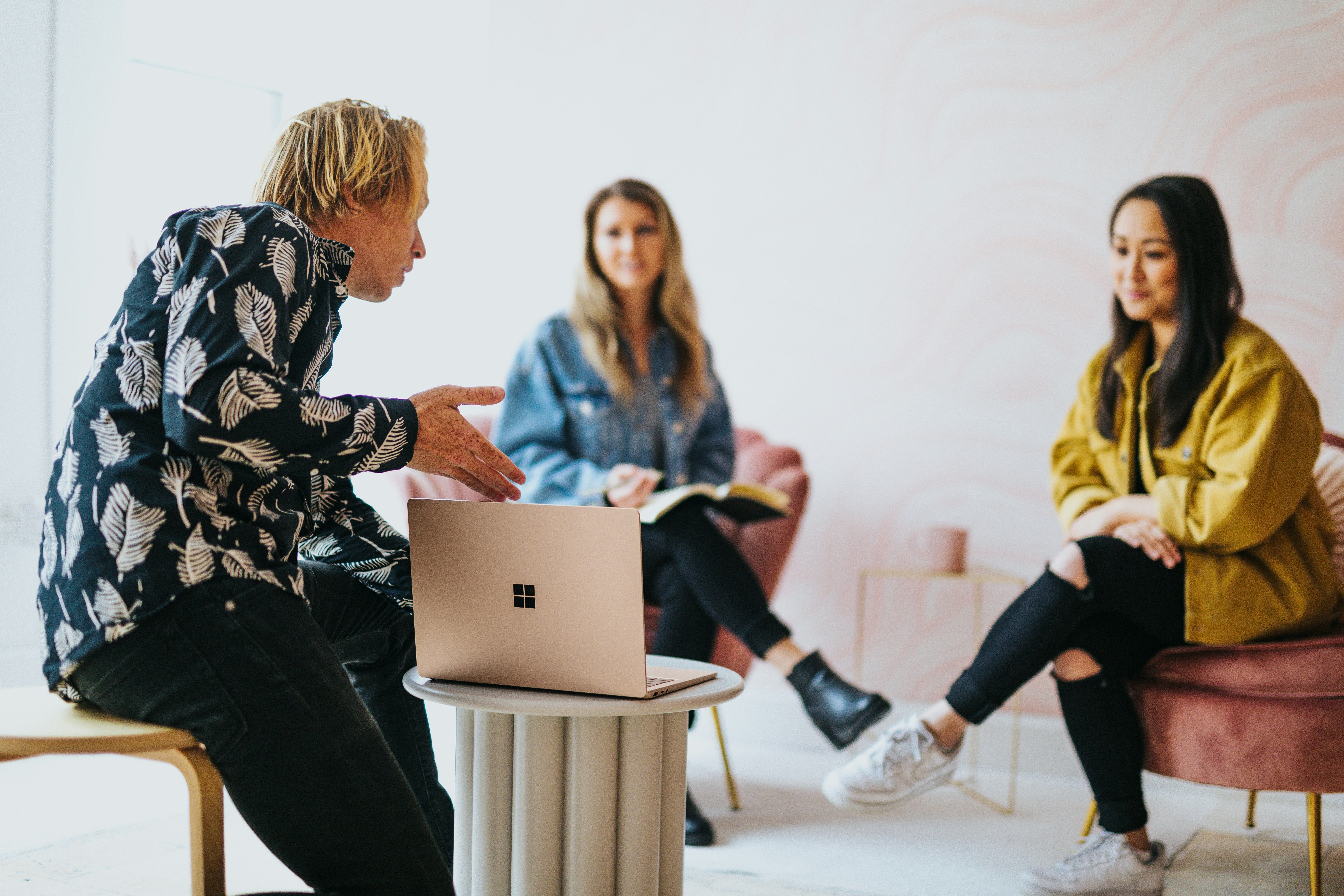 discussing affiliate marketing