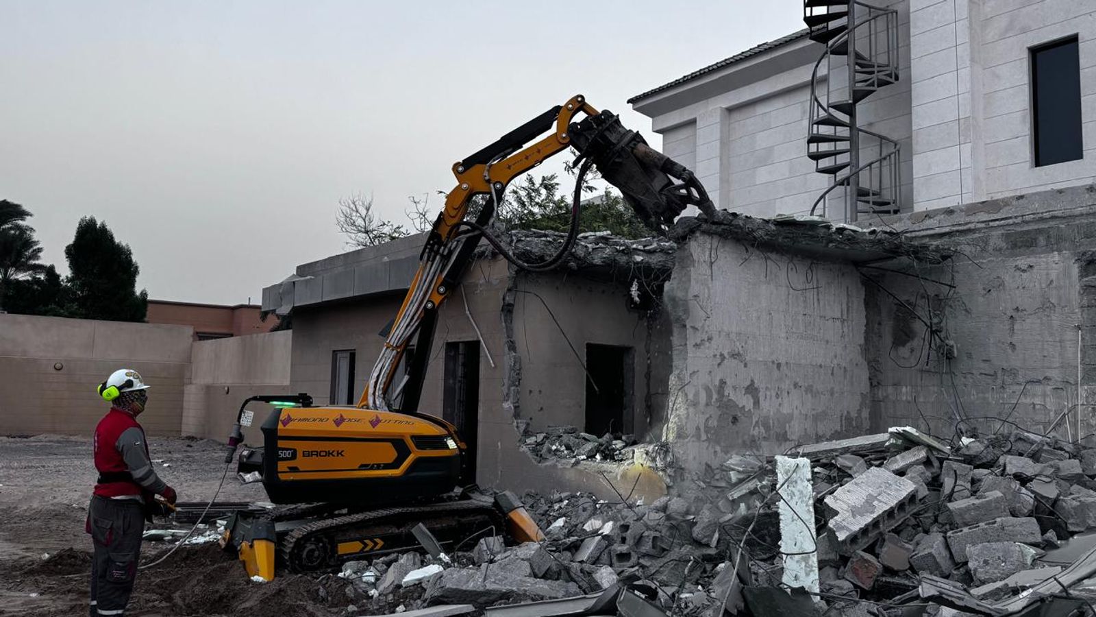 Umm Al Sheif Villa — view 2