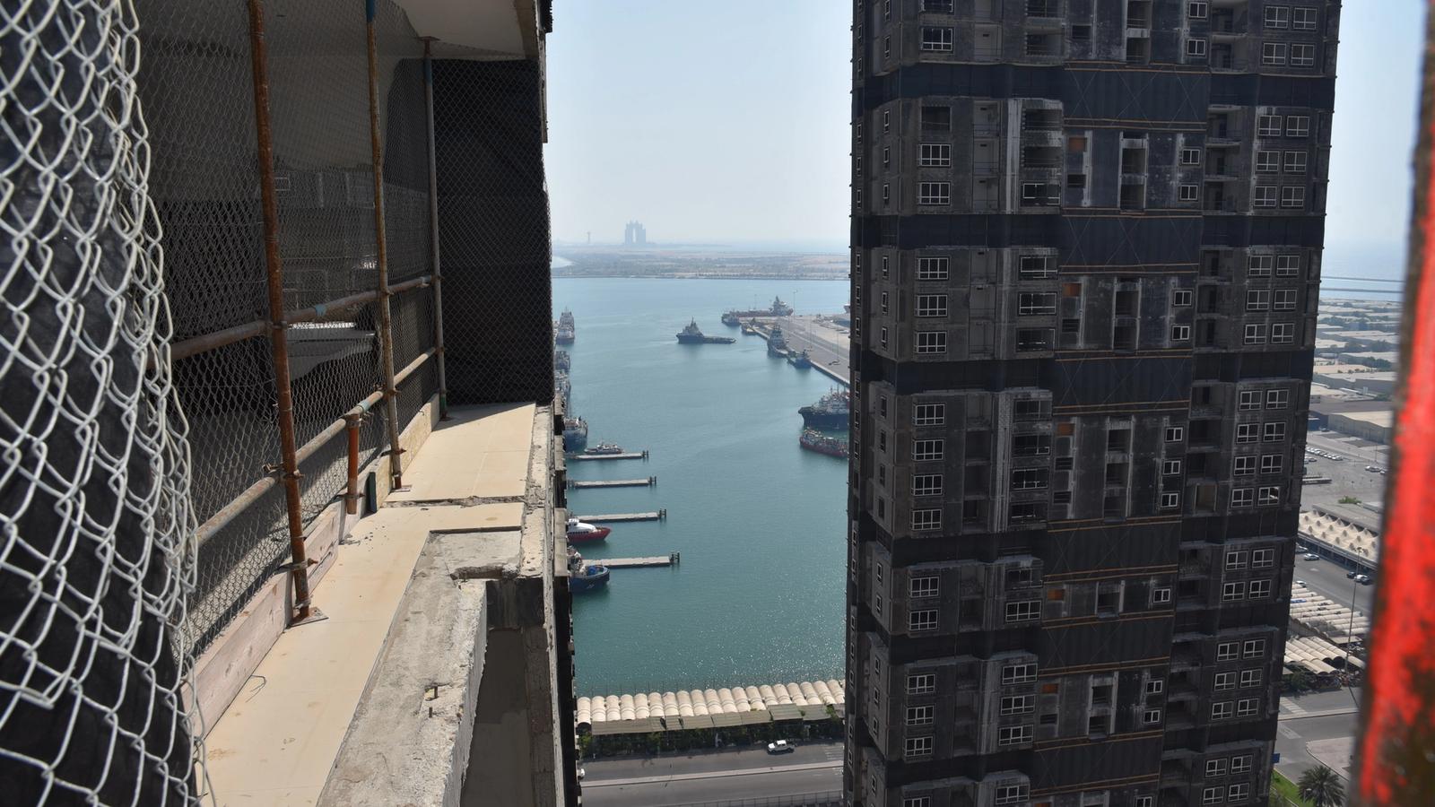 Meena Plaza — view 3
