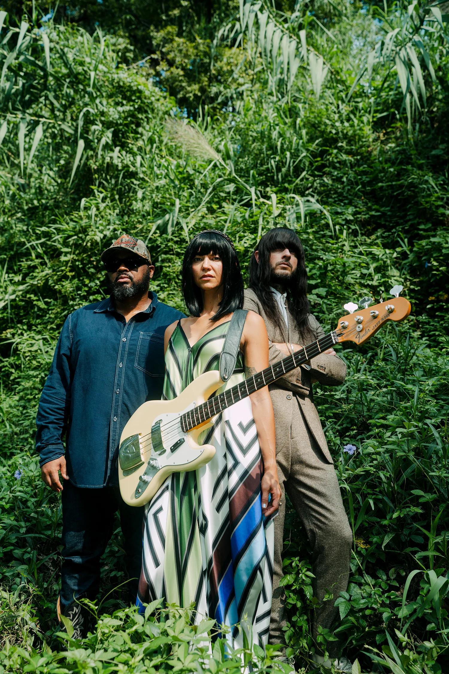 Cover image for Khruangbin