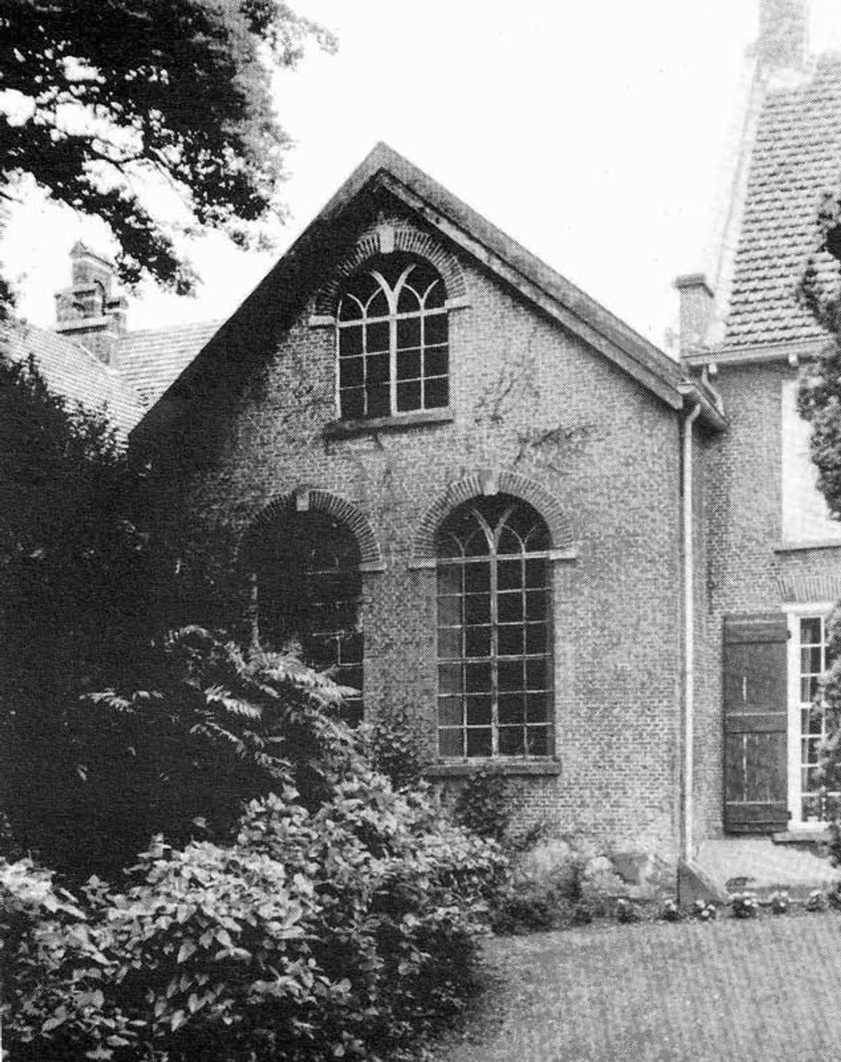 Zijzaaltje als laatste overblijfsel van de kerk uit 1787 en maakt nog altijd onderdeel uit van de huidige monumentale voormalige pastorie (bron: archief Immanuelparochie)