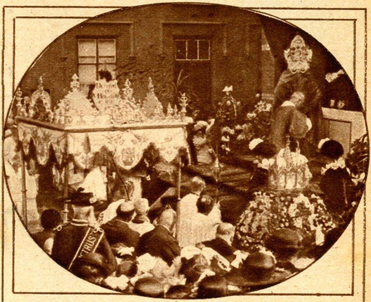 https://www.bhic.nl/media/pagemedia/image/boxtel-bloeddoek-1924-9.jpg?6-0-19