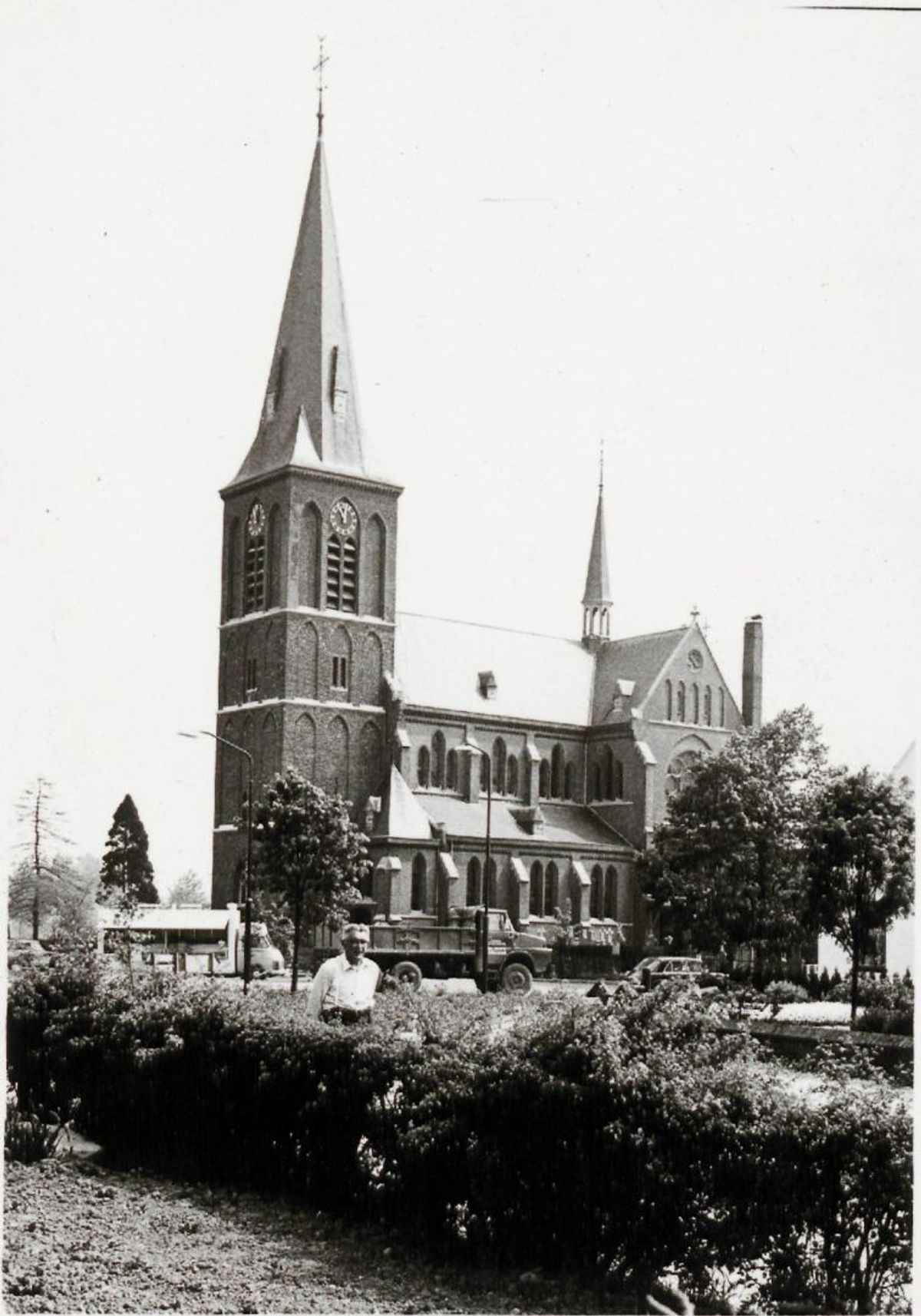 De Lambertuskerk in Beers (bron: Collectie kerkmappen Bisdom 's-Hertogenbosch, BHIC fotonummer 1938-022-00013)