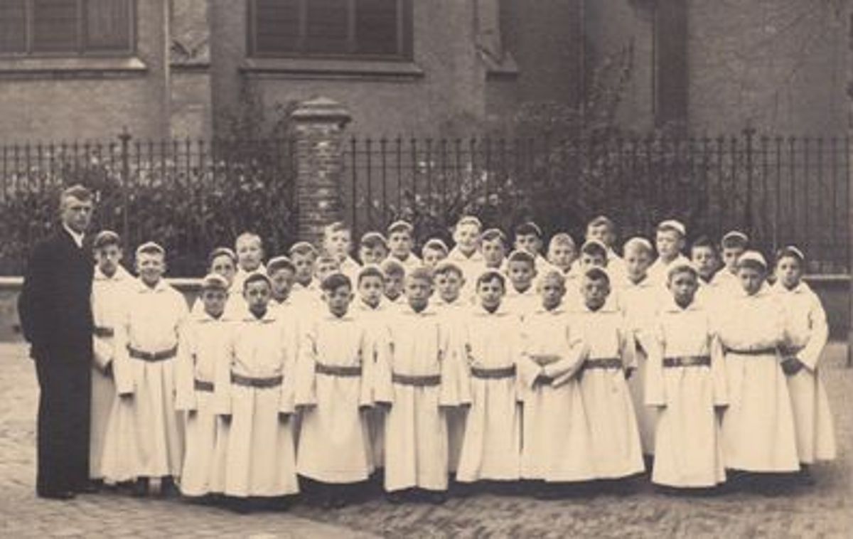 Jeugd Schola Cantorum, parochie Maria Onbevlekt Ontvangen te Oss