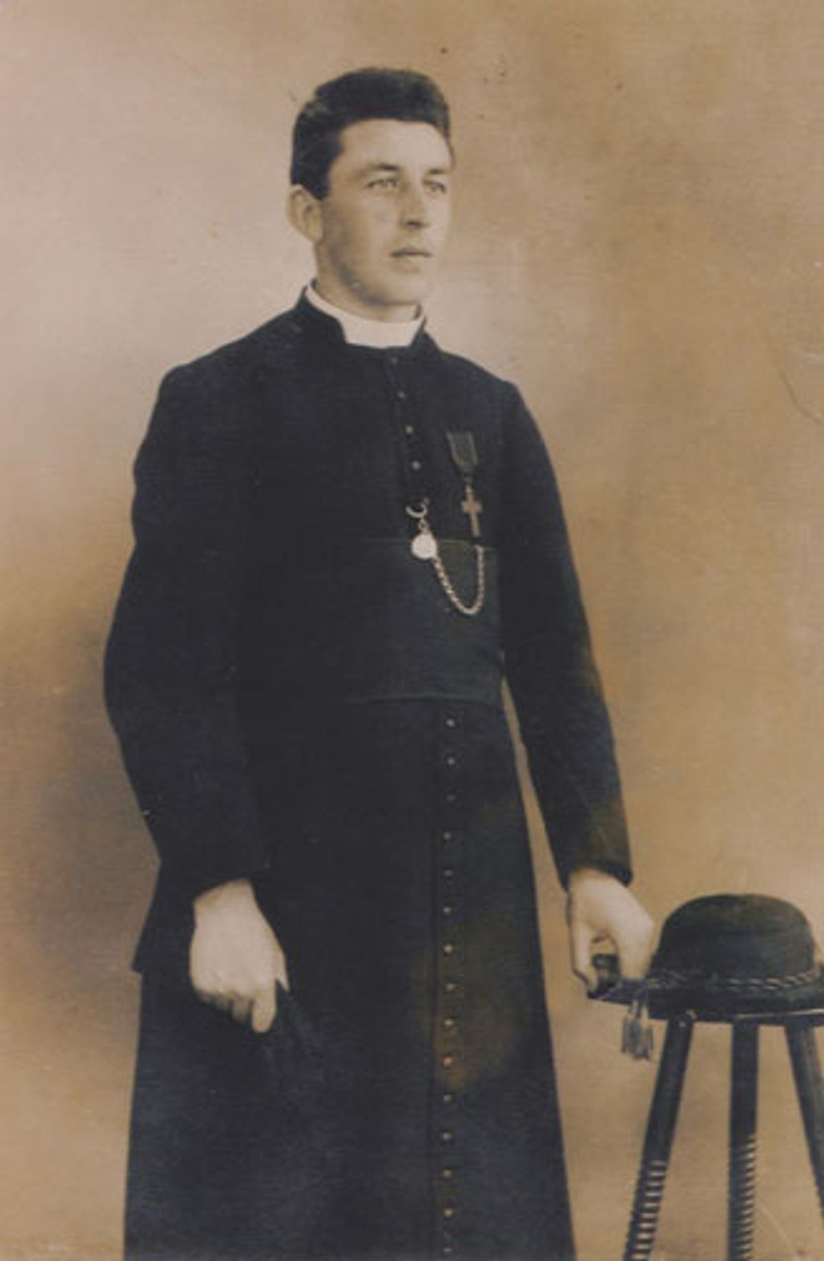 Pastoor Leon Baes (bron: heemkundekring Amalia van Solms)