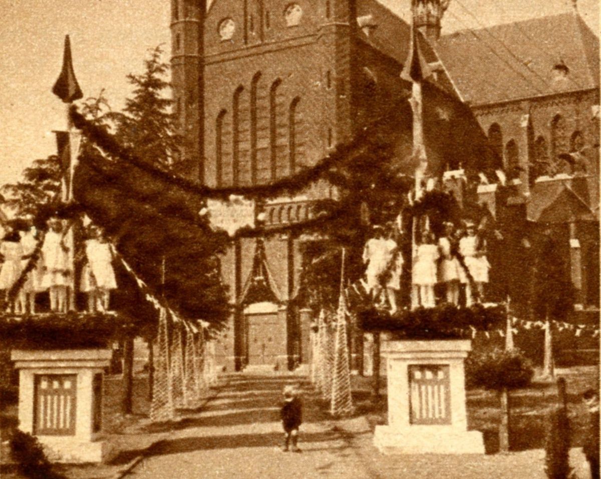 https://www.bhic.nl/media/pagemedia/image/boxtel-bloeddoek-1924-4.jpg?6-0-19
