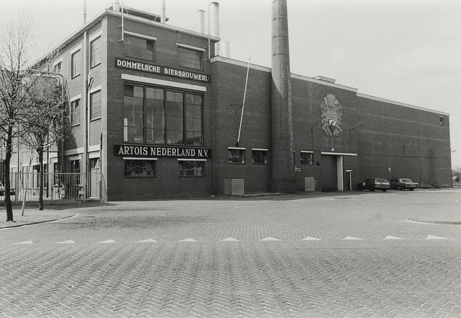 Dommelsche Bierbrouwerij Artois Nederland N. V. Brouwerijcomplex. Gebouwd in begin 20e eeuw.