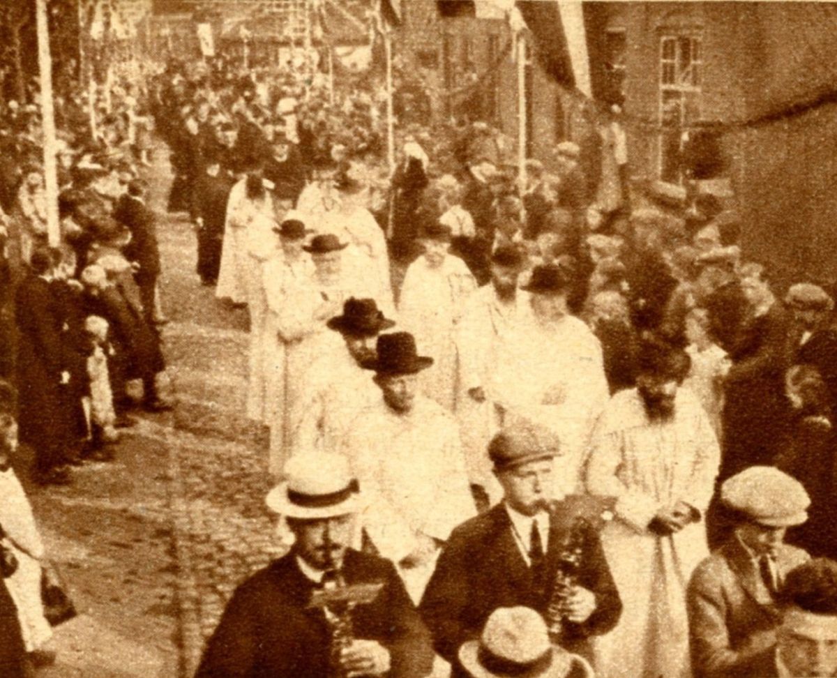 https://www.bhic.nl/media/pagemedia/image/boxtel-bloeddoek-1924-7.jpg?6-0-19