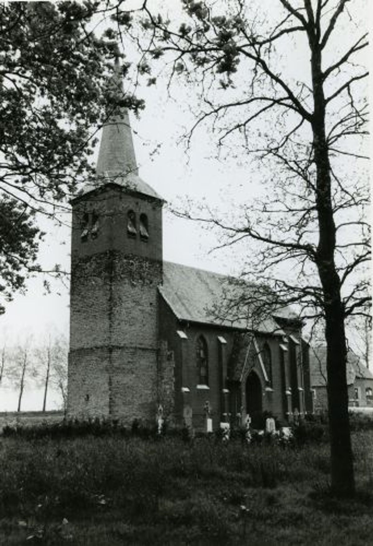 De Sint Jan de Doperkerk te Langel