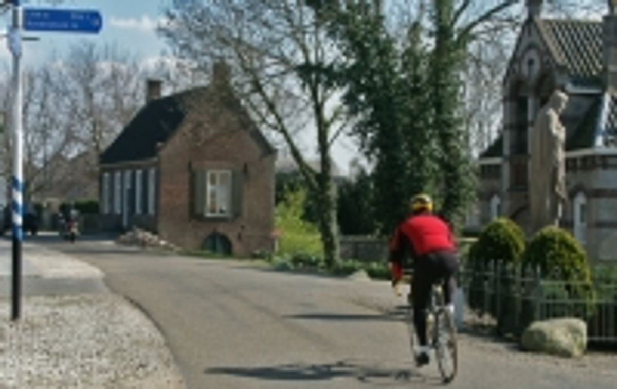 Oijen, Polderhuis