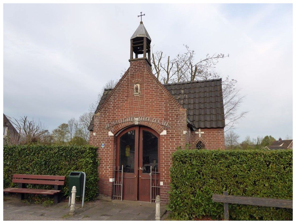Foto 2016 door © Anton van Rijswijk, www.wilhelminasluis.nl.