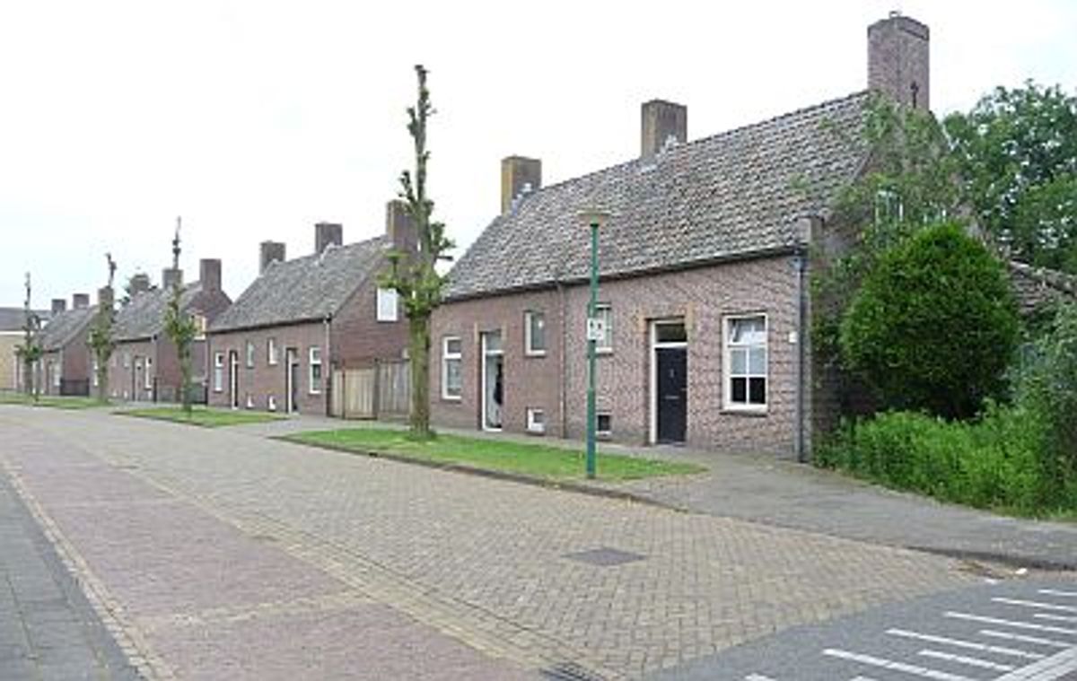 Sint-Oedenrode, H. Geeststraat?Mater lemmensstraat