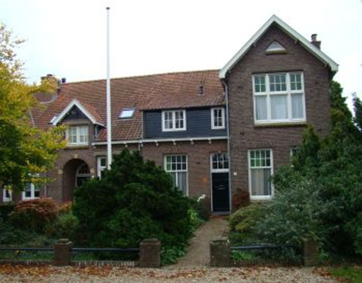 De onderwijzerswoning