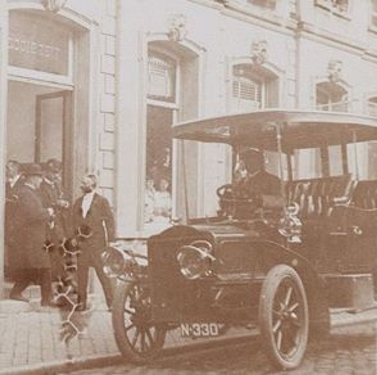 Auto van Verbunt