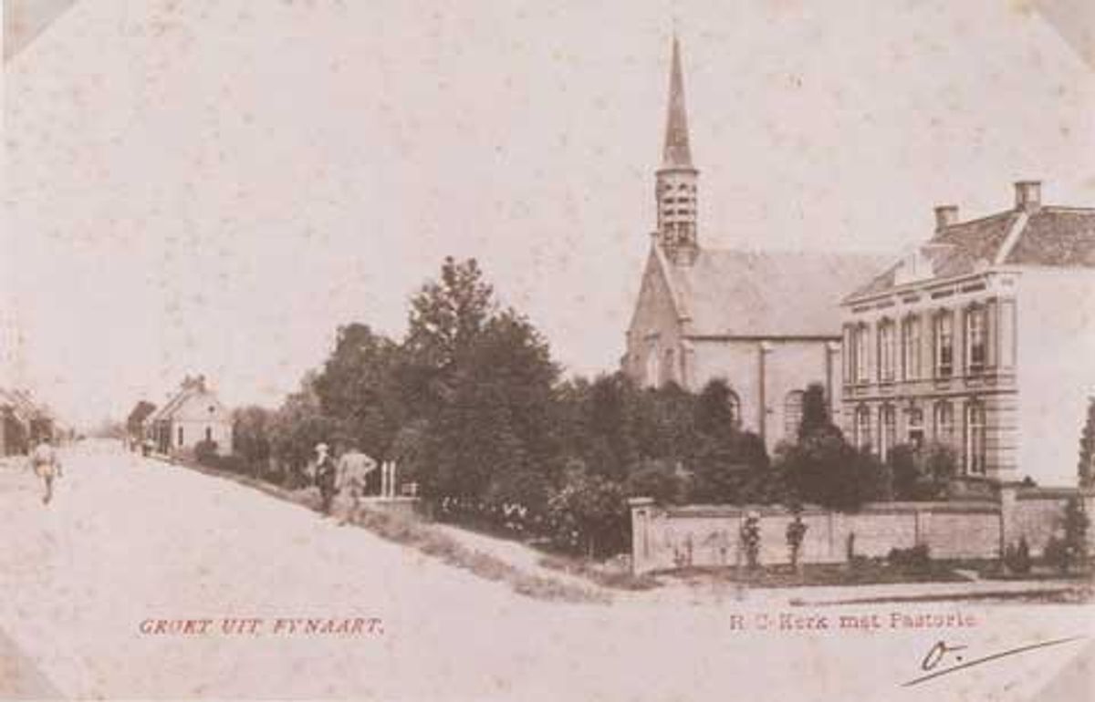 De oude R.K. kerk met pastorie, 1903