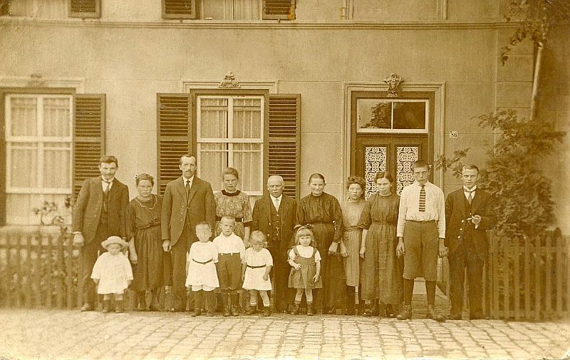 helmond, familie van lieshout, kanaaldijk 86 klein.jpg