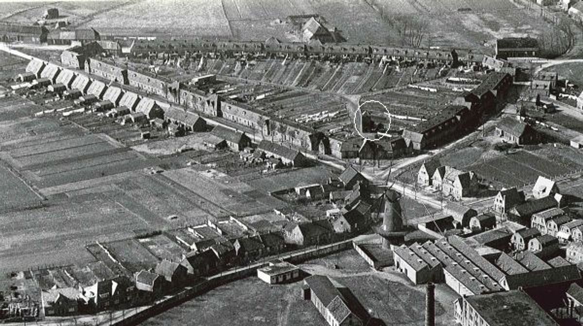 Luchtfoto Vierhoekske, Oss