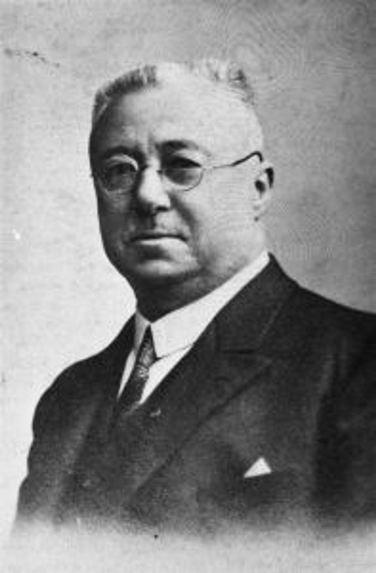 Weth. Jos van de Ven, bierbrouwer en later burgemeester van 1932-1938 (BHIC Beeldcollectie Willem Keeris)