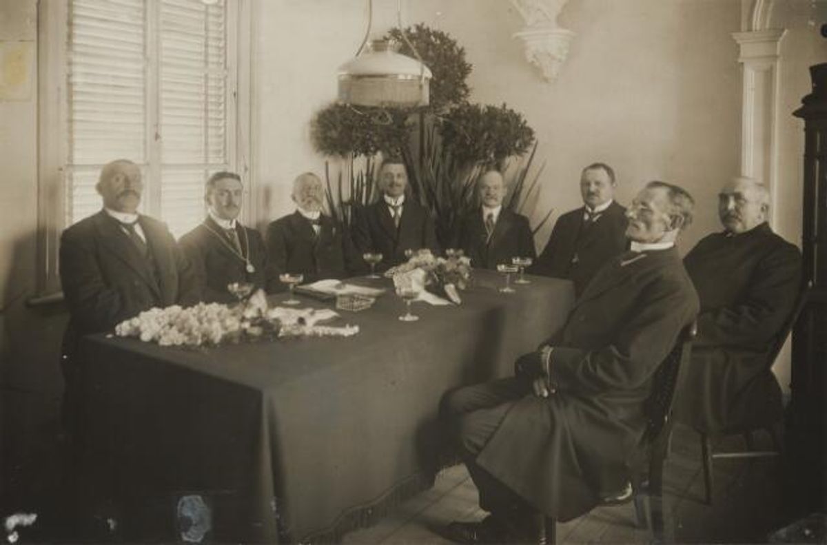 Besoijen Gemeenteraad, ca. 1910