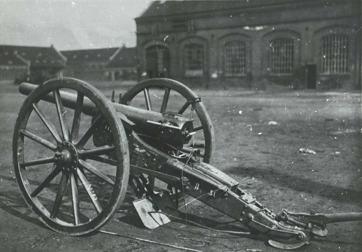 8. Staal veldgeschut, c. 1920-1940. Foto: Collectie Nederlands Instituut voor Militaire Historie nr. 2155_007386