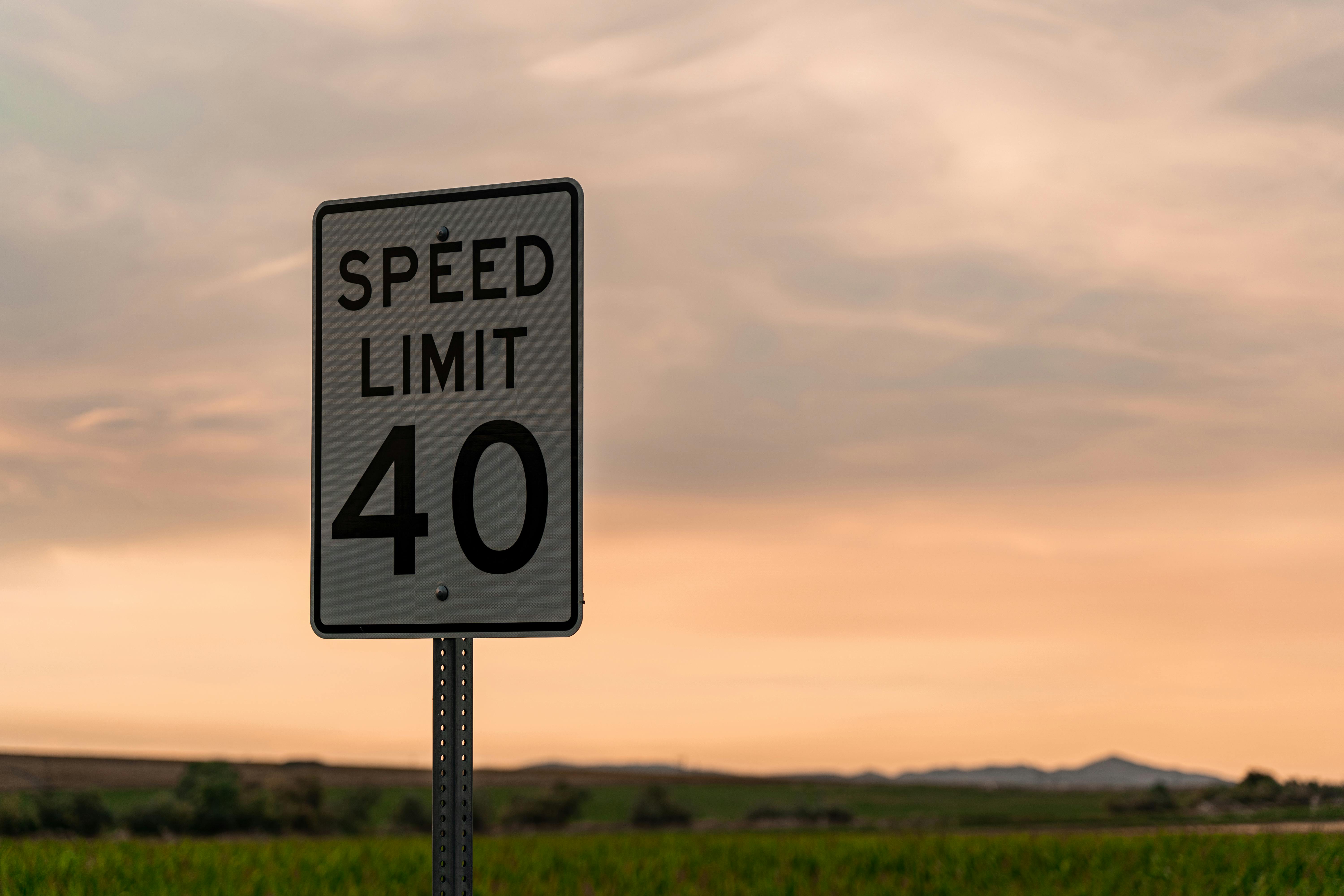 Missouri Speed Limits and Enforcement Guide