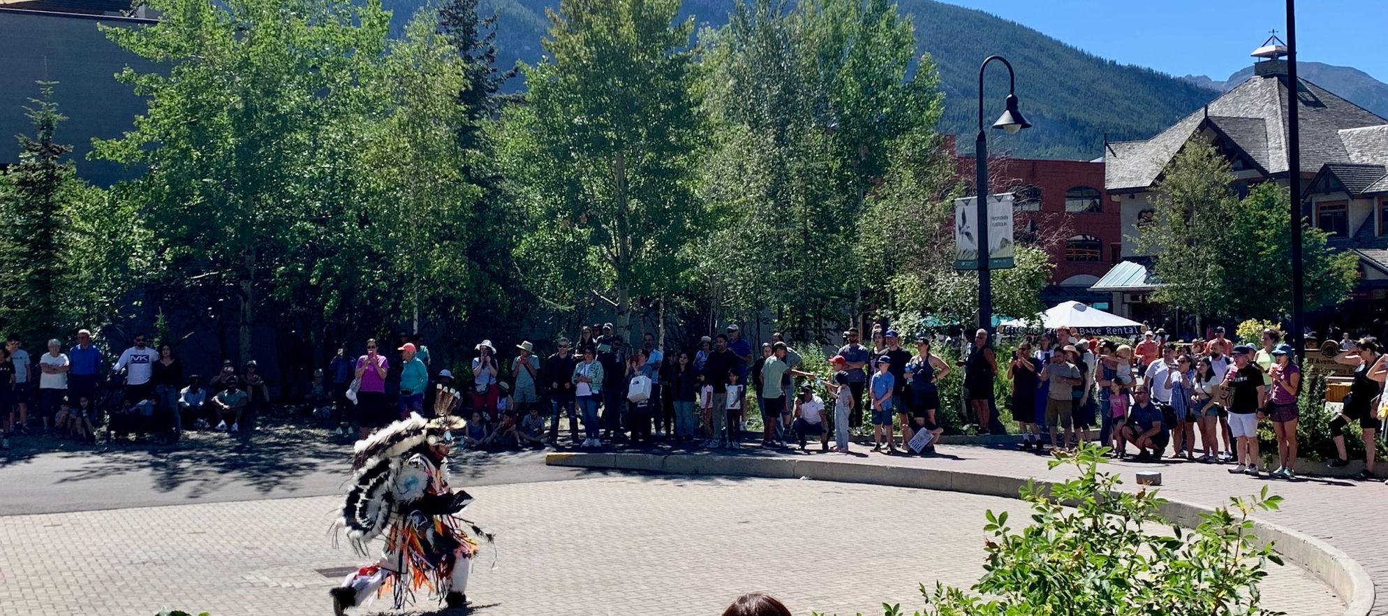 Mînî hrpa Indigenous Cultural Centre Popup