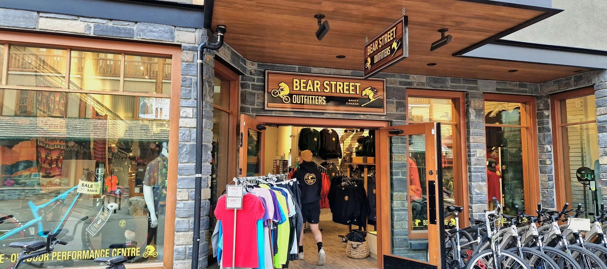 Bear Street Outfitters