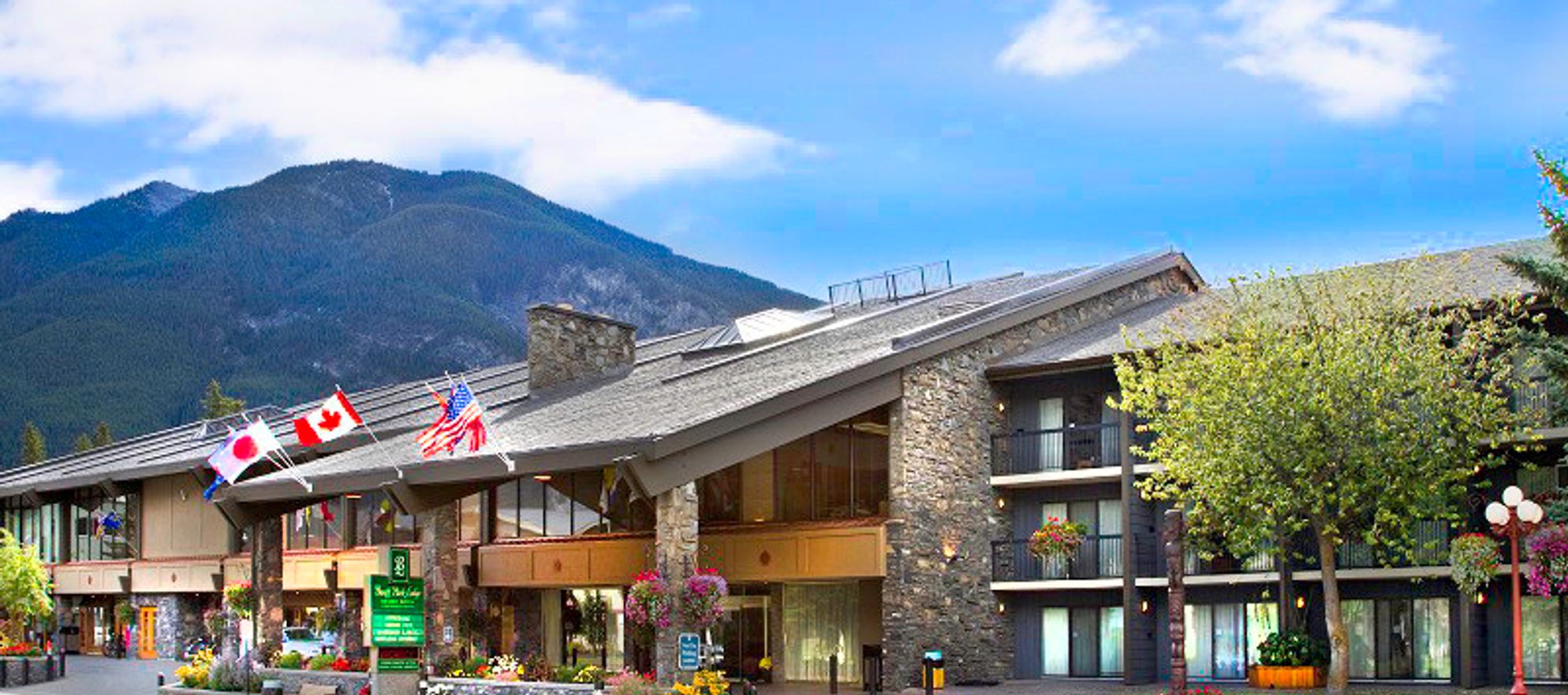 Banff Park Lodge