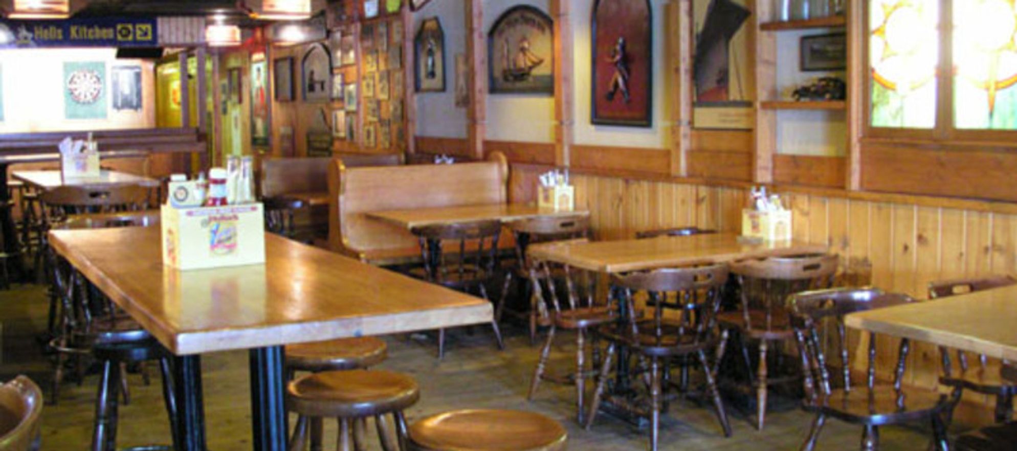 Tommy's Neighbourhood Pub