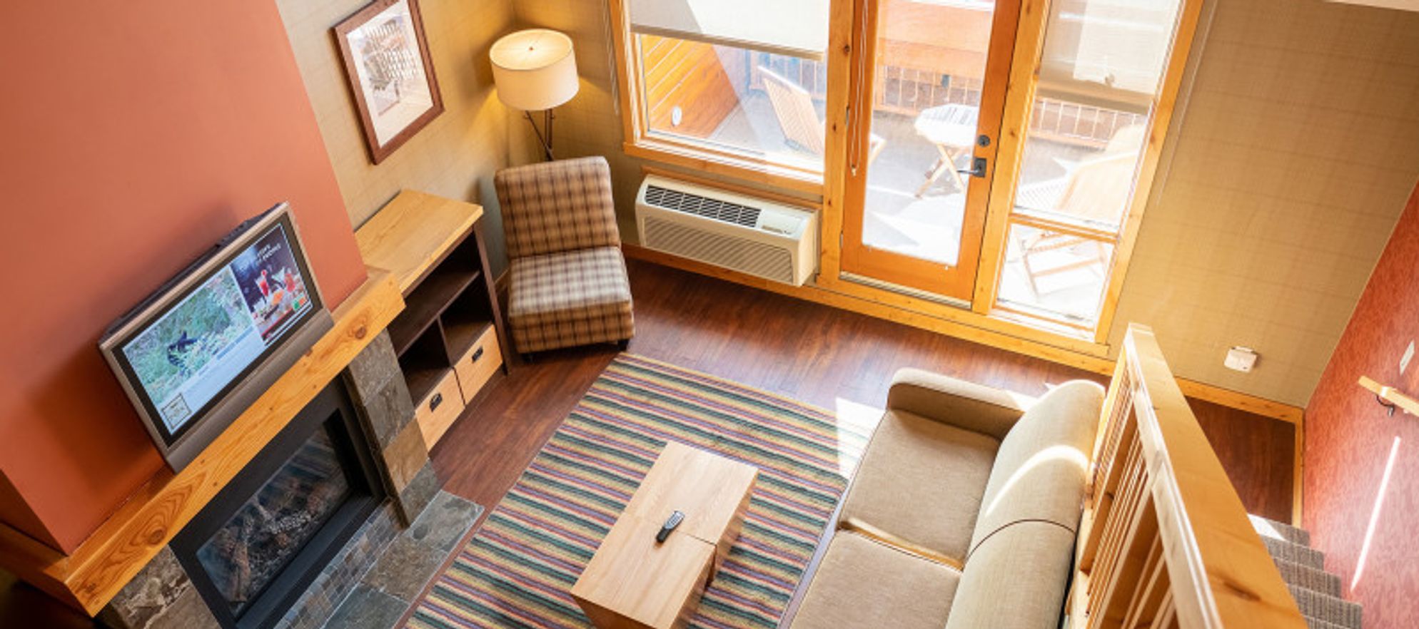 The Fox Hotel & Suites