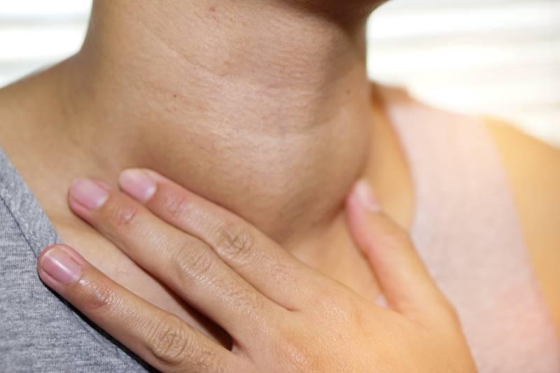 cancer-thyroide-symptomes