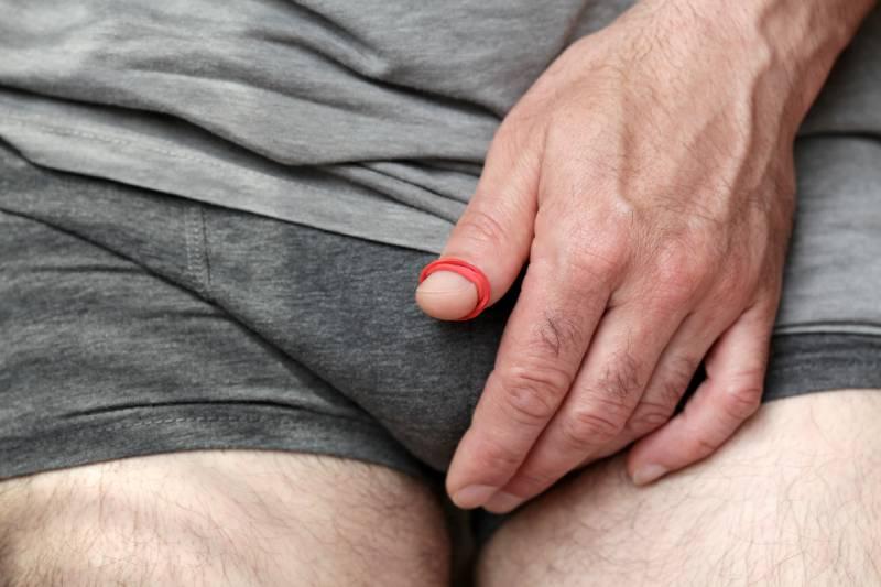 consulter-un-medecin-si-difficultes-a-decalotter