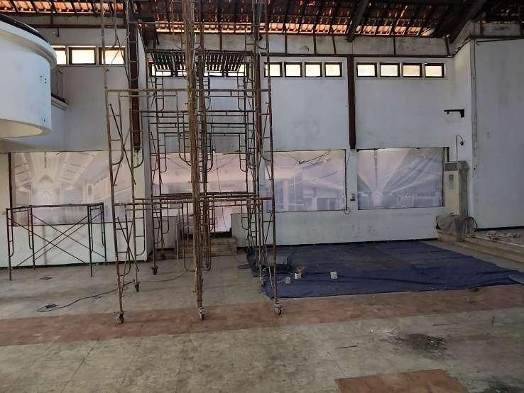 Pekerjaan Kusen Pintu dan Jendela Existing