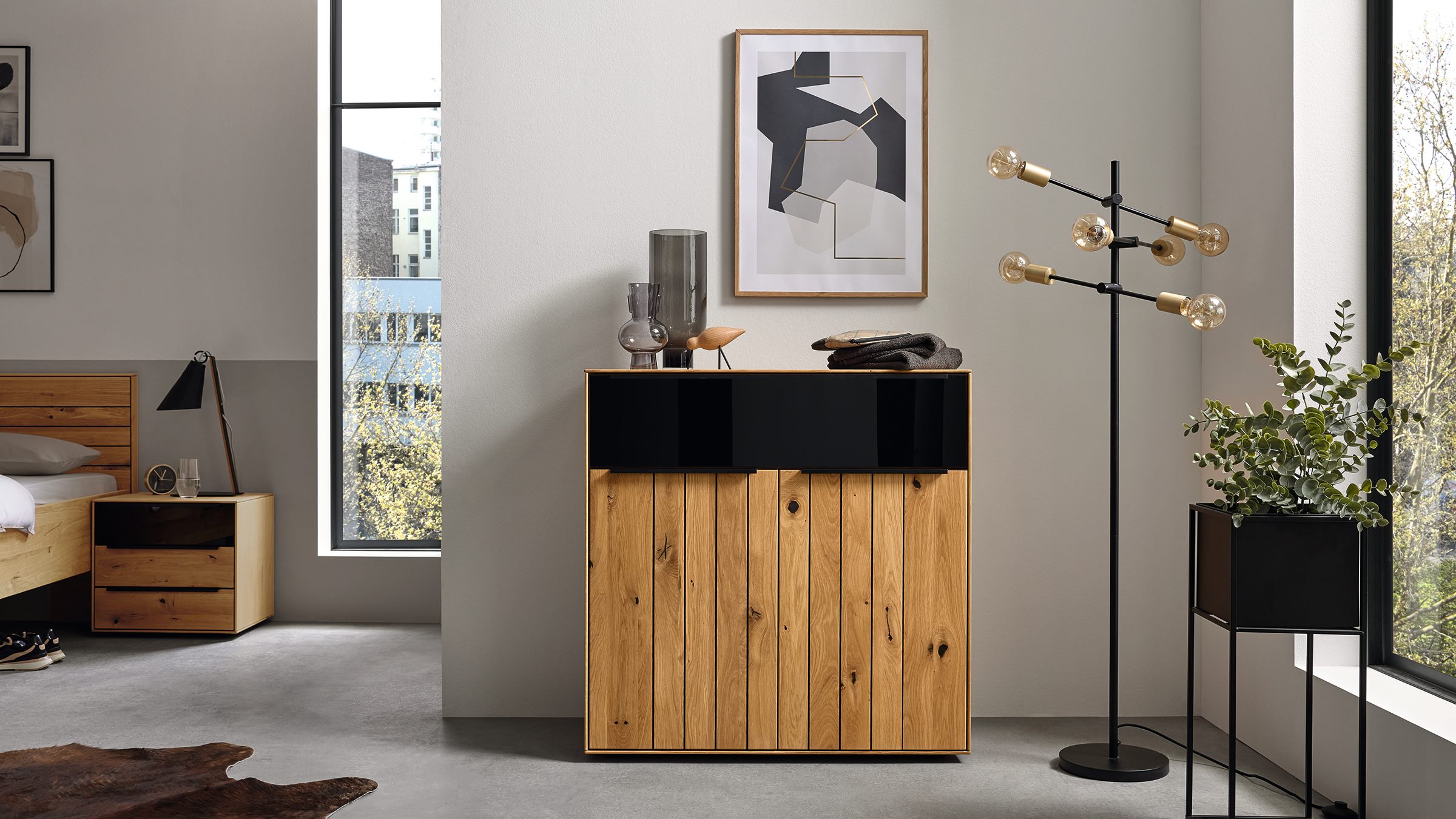Decker Sideboard Kommode mit schwarzen Elementen